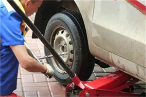 惠济区附近拖车24小时服务热线电话